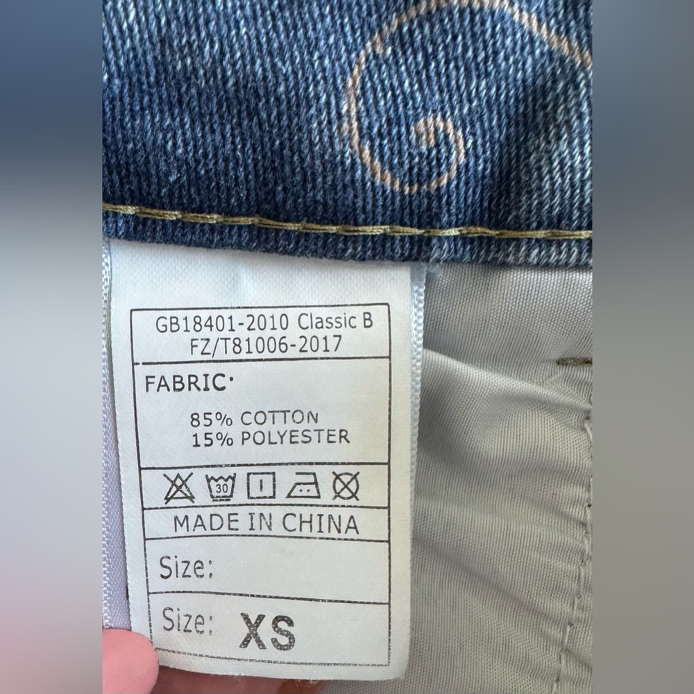 YNS Generic Sz-Xs. Women's straight-leg jeans with a floral print, loose, high- - Picture 15 of 15